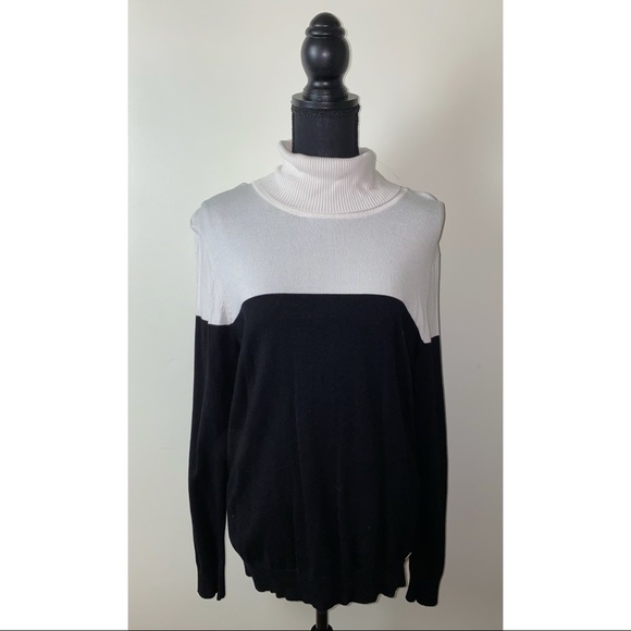 Calvin Klein Black/White Top - Picture 1 of 1